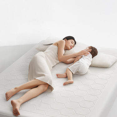 Easy Care:Why 'Hard to Wash' Bedding Is a Hidden Sleep Hygiene Problem — And What We Can Learn From It