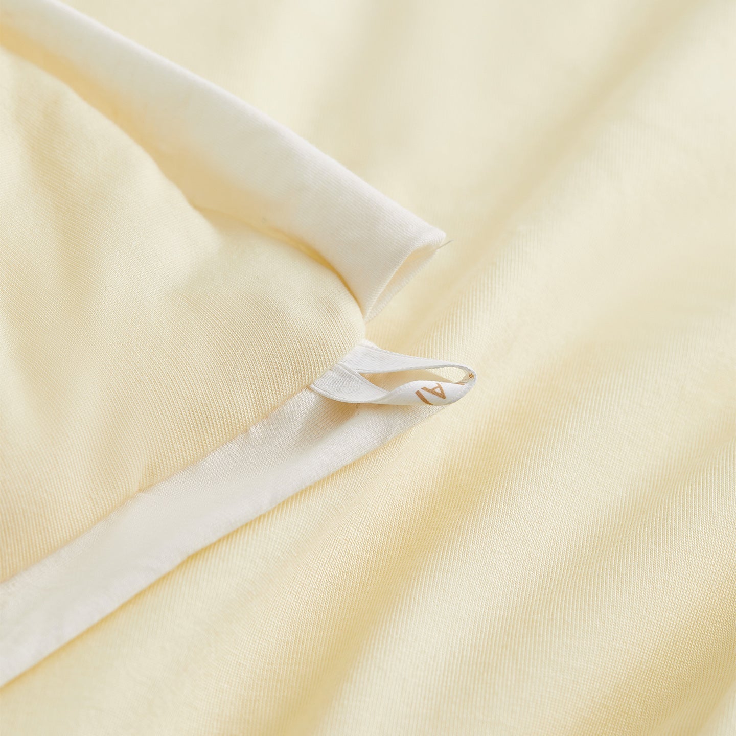 CloudKnit Tencel-Cotton Comforter