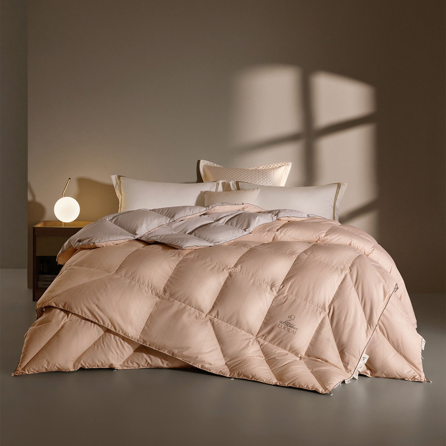 Snowfield 95% Goose Down  Heavy-Weight Quilt