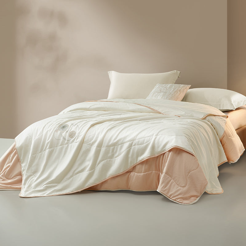 Traceable Silk-Filled Cotton Cover Embroidered duvet