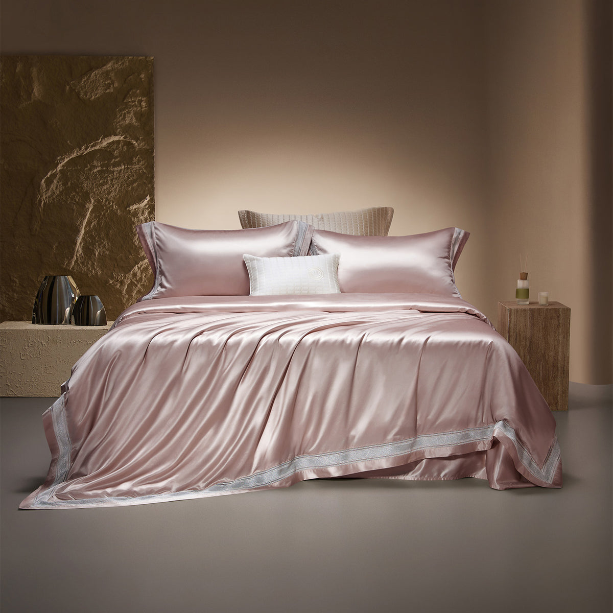 Luminous Silk Satin Bedding Set 4 Piece