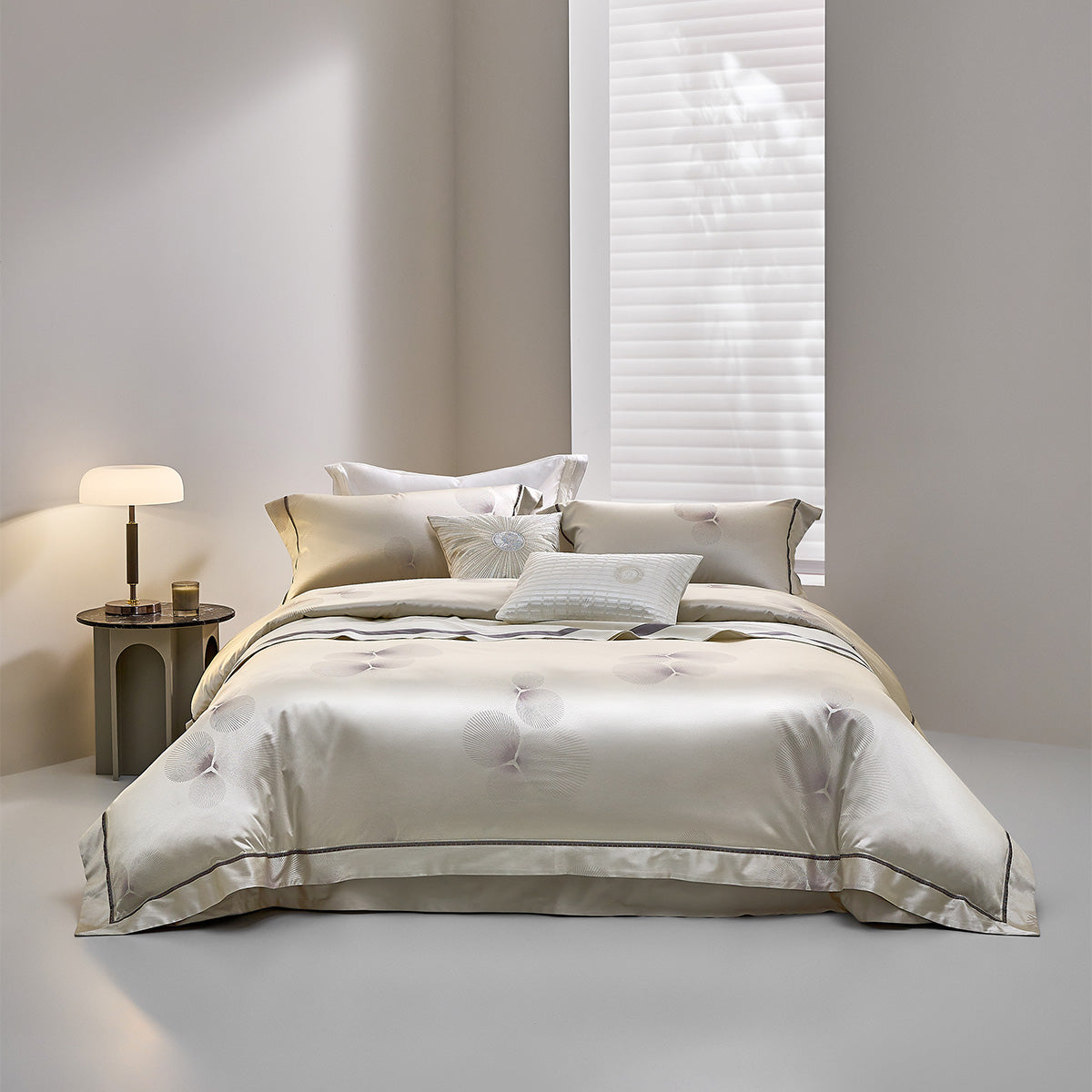 Ultra Soft Embroidered Jacquard Bedding Set 4 Piece