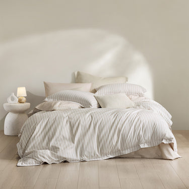 200 TC Cotton Stripe Reversible Easy-Care Bedding Set