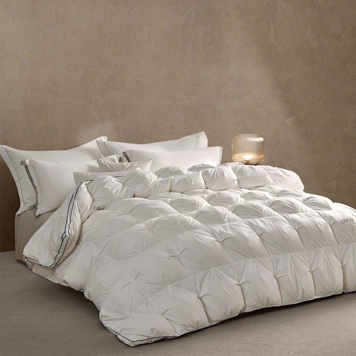 95% White Goose Down Year-round Comfort Duvet