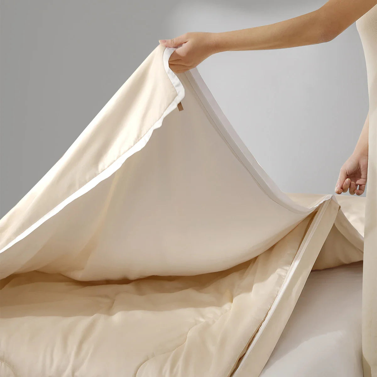 Classic Washable Mulberry Silk Coverless Comforter