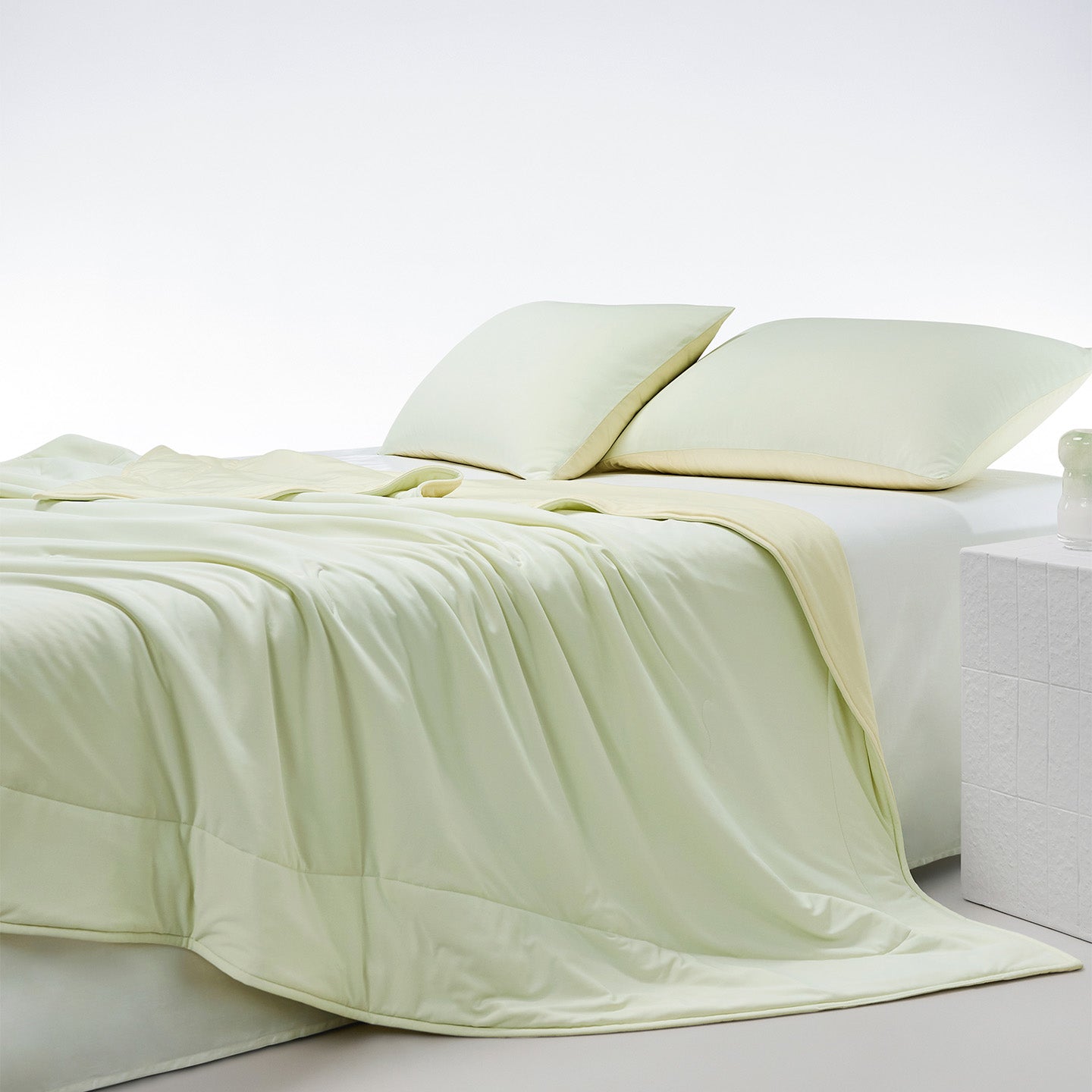 Quick-Dry Cooling Fiber Dual-Sided Feel comforter
